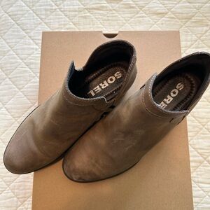 Sorel Women’s Khaki Ankle Boots